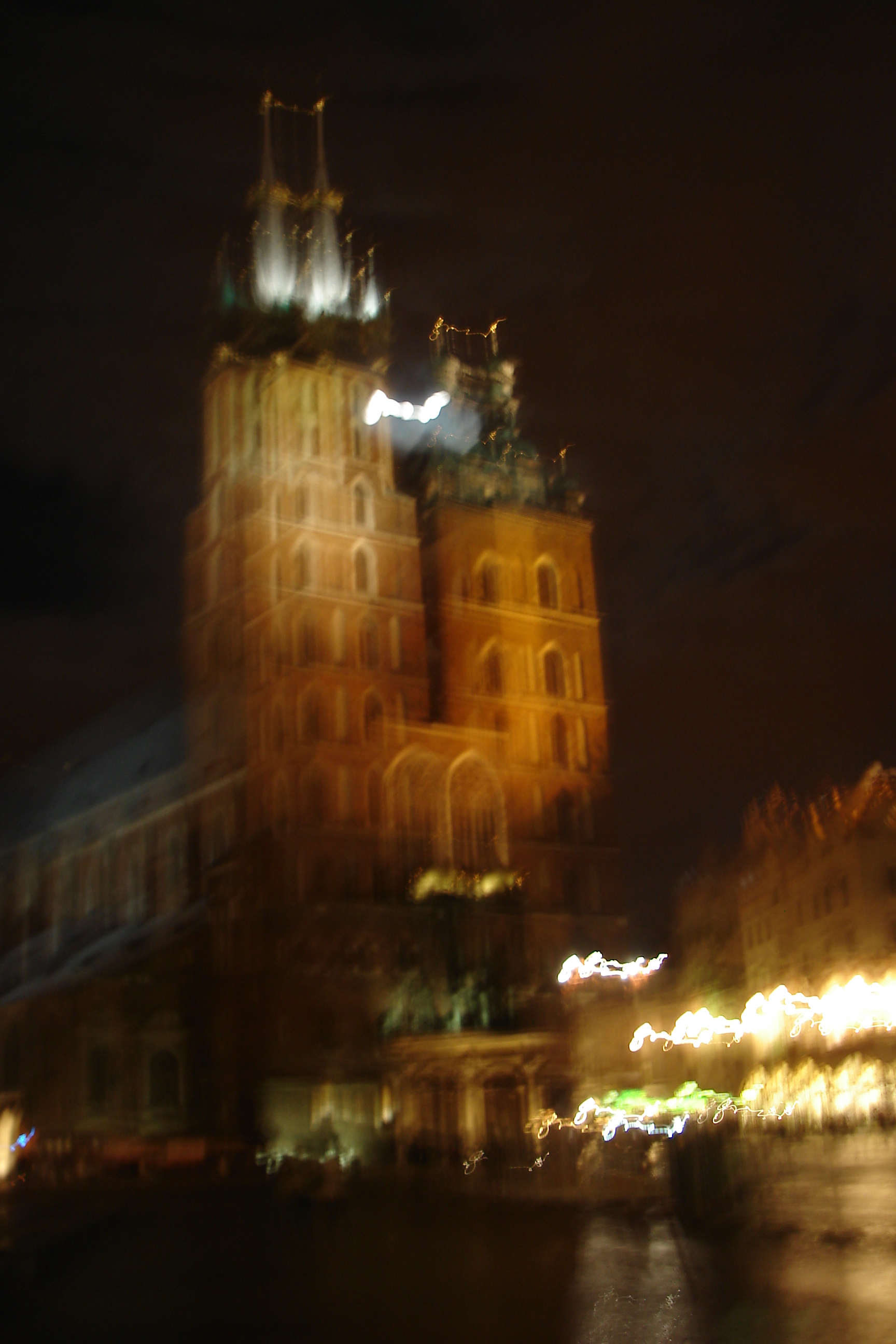 Notre Dame de Cracovie la nui du 2 novmebre 2006